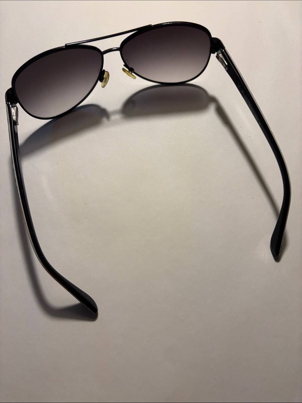 Vera Bradley Aviator-Style Black Sunglasses with Polarized Lenses - Picture 4 of 6